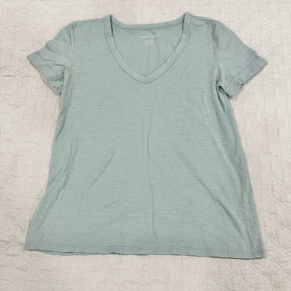 American Eagle T Shirt